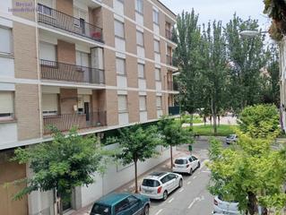 Appartement  Calle caridad. Piso exterior y muy luminoso de 132 metros construidos para entr