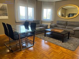 Lloguer Pis  Calle madrid. Piso de 3 habitaciones y piscina