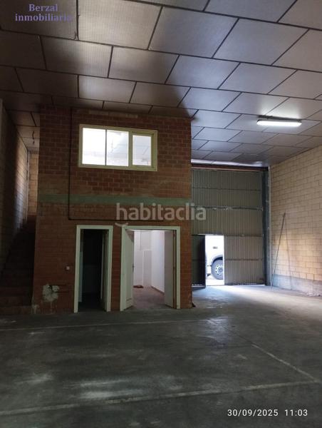 Foto 83ed6bce-e0e3-4a37-9d9e-e9749276186f. Miete fabrikhalle in Oyón / Oion