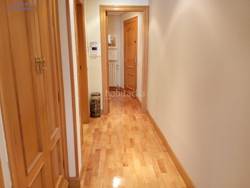 Foto 671ab294-7251-494b-a2db-0cc0cfb3d501. Miete etagenwohnung mit heizung in Gran Via Logroño