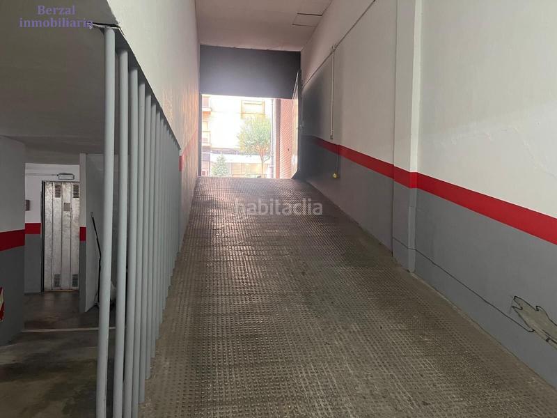 Foto 7a909008-b092-44f0-896b-677d0ea8bc7a. Flat with heating parking in Residencia Logroño
