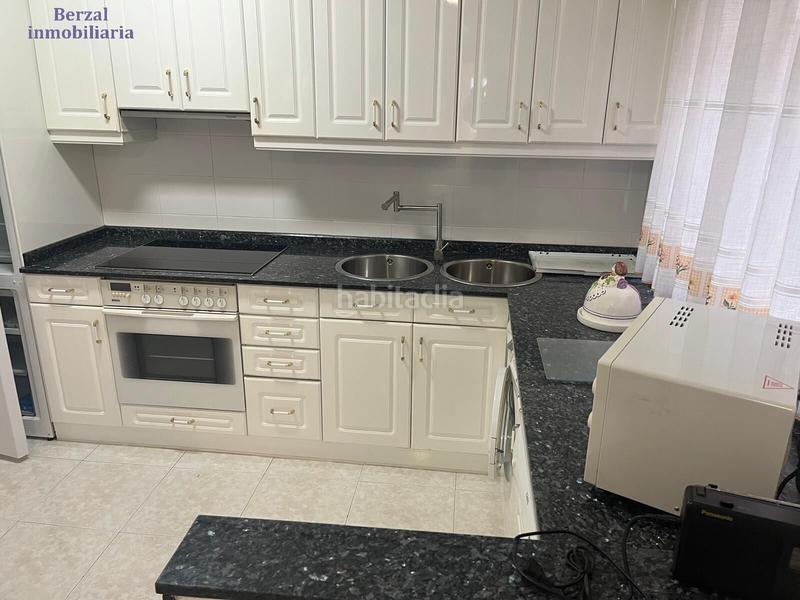 Foto 807a12fc-6c06-4320-8ff7-820fcae02cf4. Flat with heating parking in Residencia Logroño