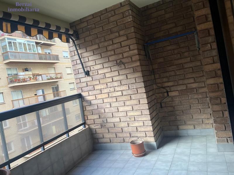 Foto b09be6cc-5f0c-414b-be62-77d27846e246. Flat with heating parking in Residencia Logroño