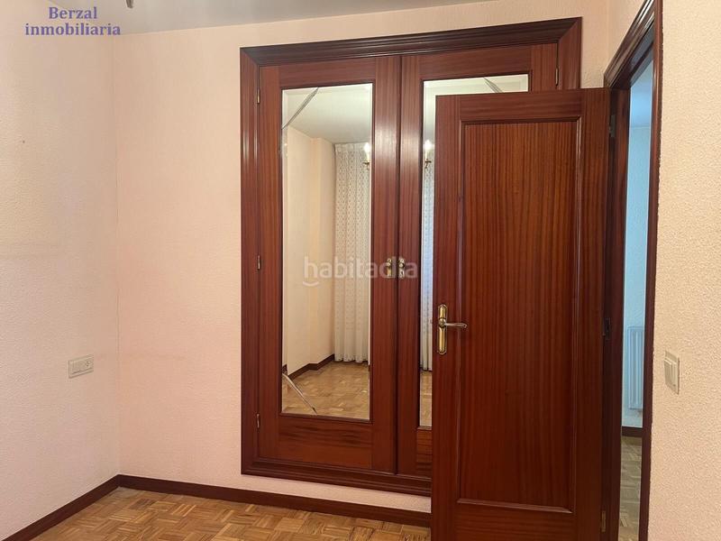 Foto b58a2a2f-54d8-4ede-bd78-b91e81ed73f3. Flat with heating parking in Residencia Logroño