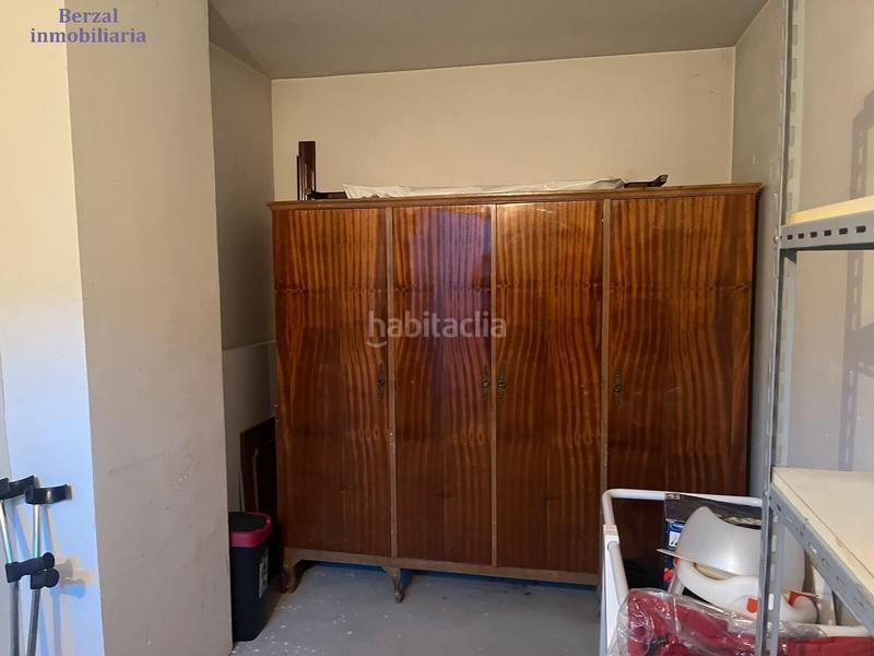 Foto d9521135-4a99-43bb-b5e3-68ccb2f7da9c. Flat with heating parking in Residencia Logroño