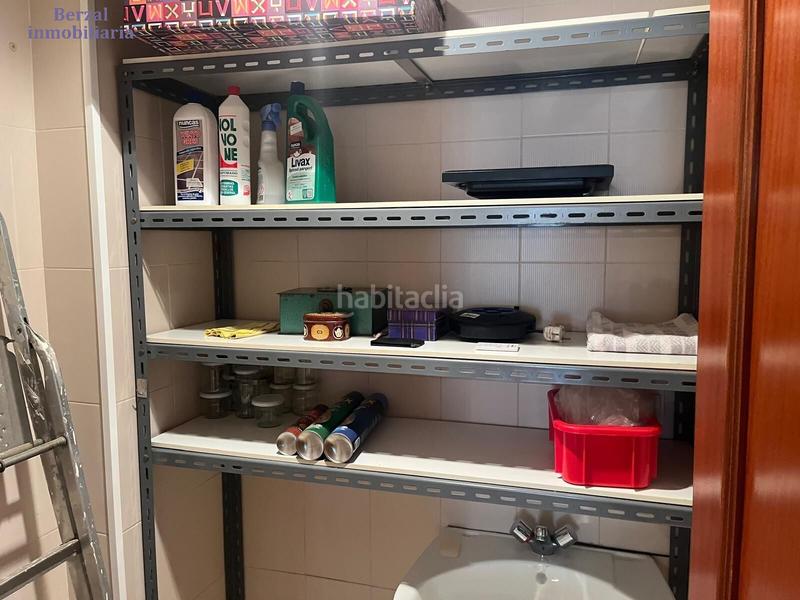 Foto e24f2875-b5f3-4342-9b62-bfc5277e0d27. Flat with heating parking in Residencia Logroño