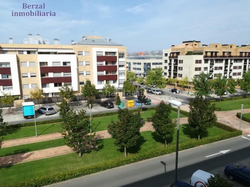 Foto 5592ea4c-0897-4291-a41b-53d8915af93a. Etagenwohnung mit heizung parking pool in La Cava - Fardachón Logroño