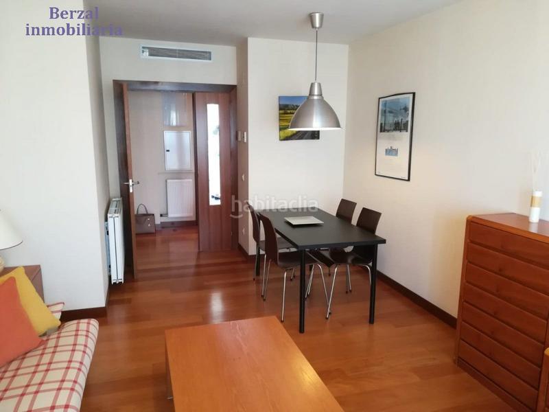 Foto 72eb565f-66cc-4bad-832e-431525a343f2. Etagenwohnung mit heizung parking pool in La Cava - Fardachón Logroño