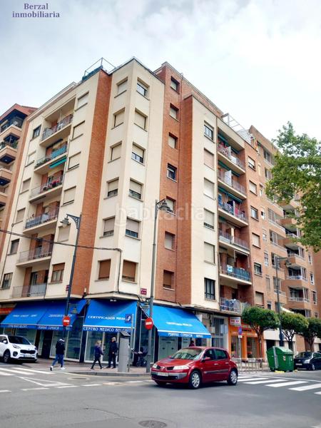 Foto 2714c02d-9ef6-4c9a-b3b1-cd1c2fa2b1c5. Pis amb calefacció a Gran Via Logroño