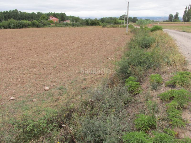 Foto 591368dd-8457-48ea-81f4-7ada831ba553. Finca rústica a Villamediana de Iregua