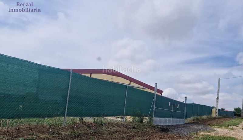 Foto b3ff77aa-2d27-4832-a195-c4986dff11f3. Nave industrial facilidades de pago cambio por obra, por fincas, pago aplazados, etc.nave agrícola recién construida en parcela vallada en castils en Galbárruli