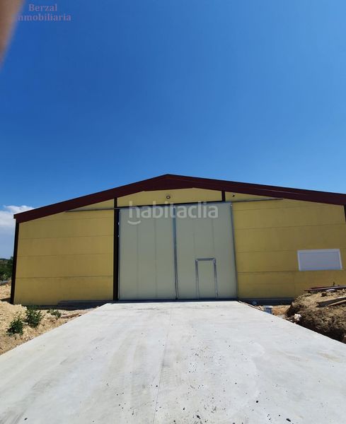 Foto c190f0cc-135b-46e4-b7e7-ccd2db5c5001. Nave industrial facilidades de pago cambio por obra, por fincas, pago aplazados, etc.nave agrícola recién construida en parcela vallada en castils en Galbárruli