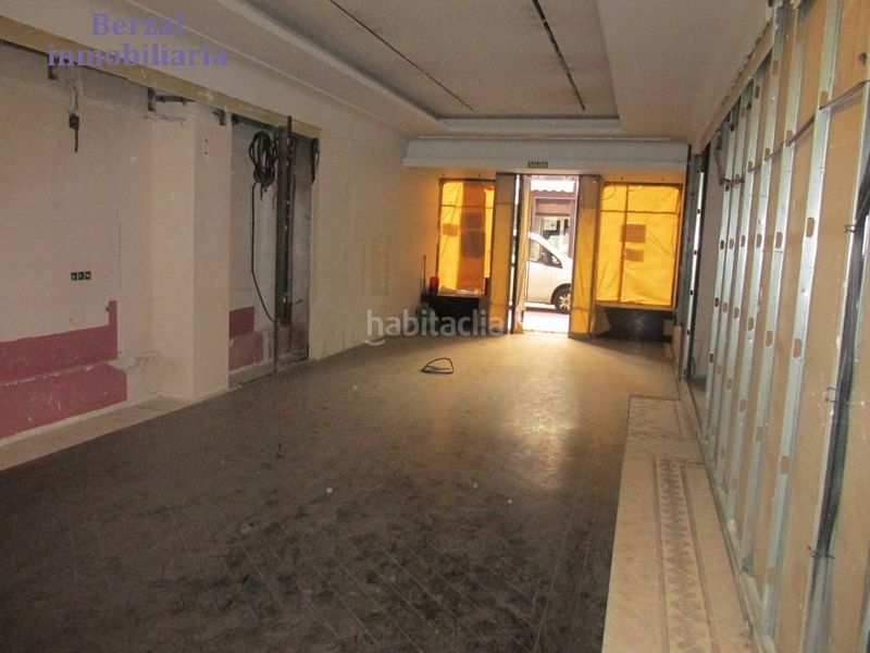 Foto 3fb95fc0-0ea9-4979-b853-3bbec952d4a6. Local comercial  en una de las mejores zonas de la ciudad en Logroño