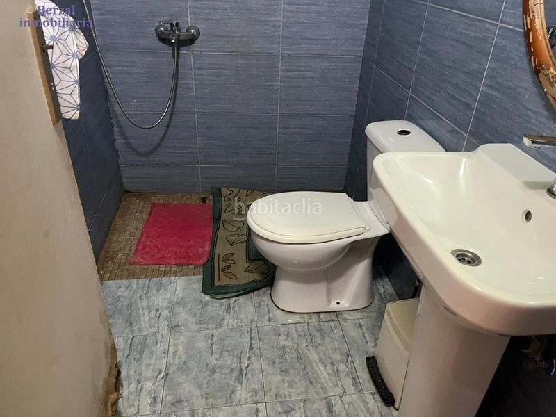 Foto 0b3d3046-72c4-4465-8008-f5735a65941d. Casa amb calefacció a Fuenmayor
