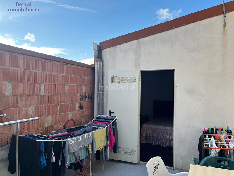Foto b22b253e-5f05-44d4-a081-8517050ed801. Casa amb calefacció a Fuenmayor