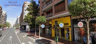 Local Comercial en Calle del General Vara de Rey