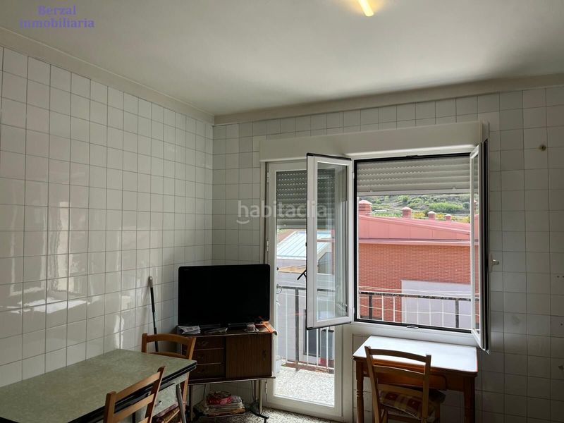 Foto 76291b54-b62d-4609-930d-6d29584be412. Casa amb aparcament a Ventosa