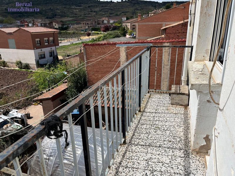 Foto 7ffd26fd-07fb-496e-a27f-befa68ed1284. Casa amb aparcament a Ventosa