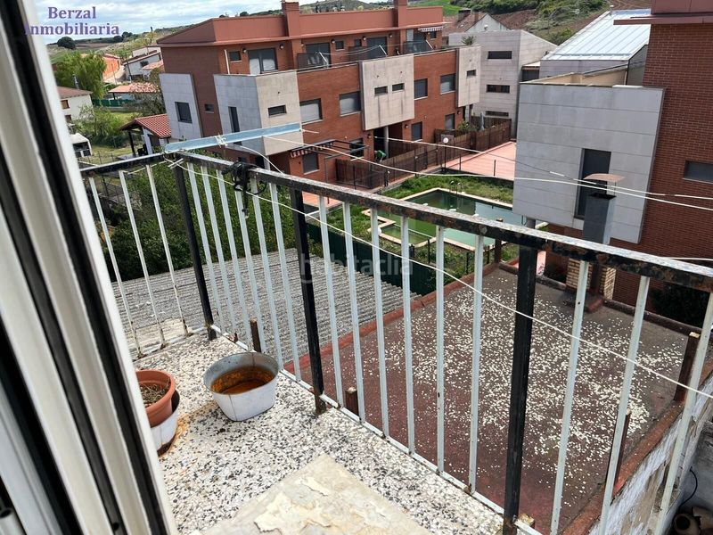 Foto 9e2bf608-71b3-40cb-aa81-c329eddf1163. Casa amb aparcament a Ventosa