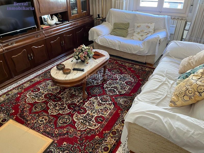 Foto b3cb3bf1-46ef-4d9f-9bbc-9a4e08202290. Casa amb aparcament a Ventosa