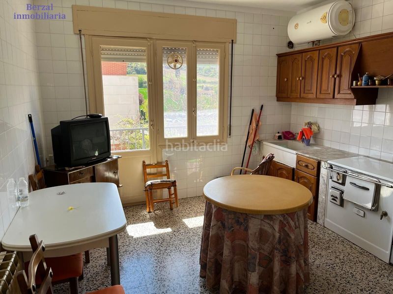 Foto d2004a09-d2be-4753-95e8-41d1306d8a14. Casa amb aparcament a Ventosa