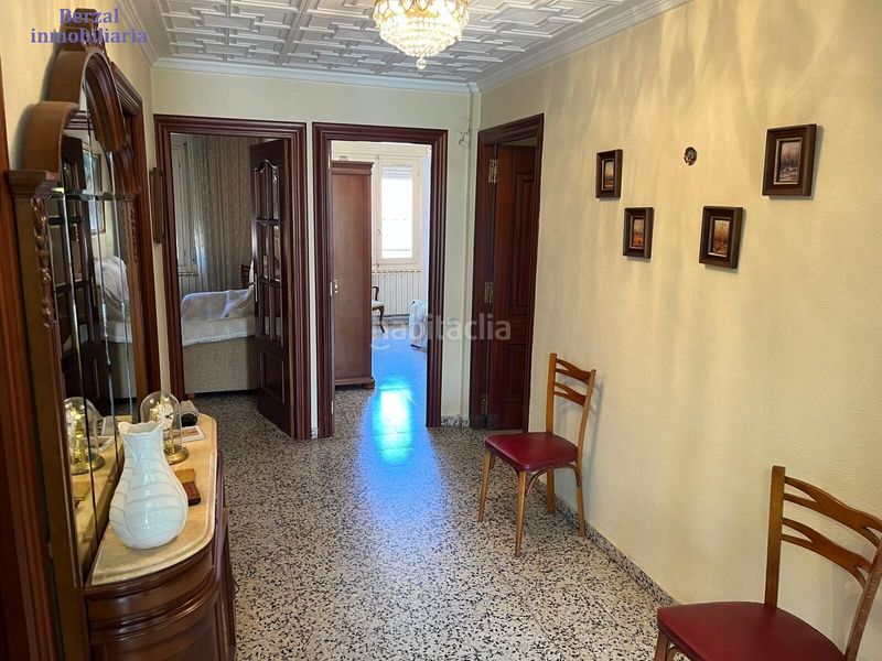 Foto d66108b5-a84b-4cd3-a9b5-b6a1d30b0fed. Casa amb aparcament a Ventosa