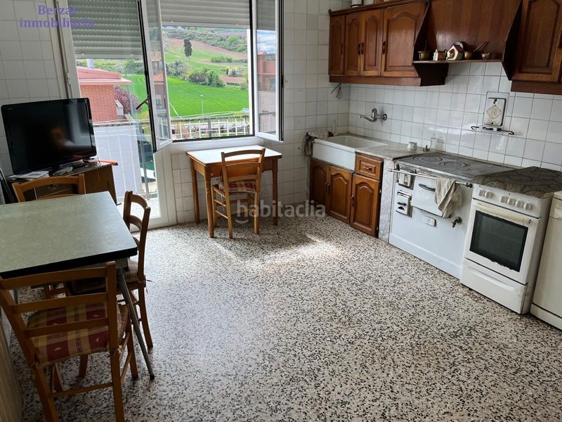 Foto ea37f6fb-25f6-4fb2-8b75-8333535a500d. Casa amb aparcament a Ventosa