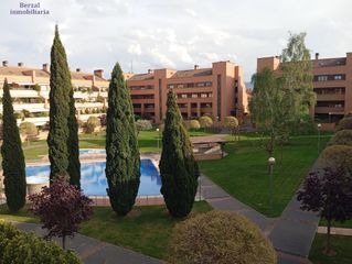 Location Appartement  Calle las terrazas. Amplio y luminoso piso en las terrazas de montesoria, logroño