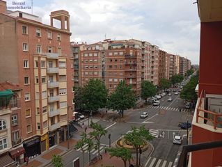 Appartement  Avenida de la paz. Piso en venta en logroño  zona universidad