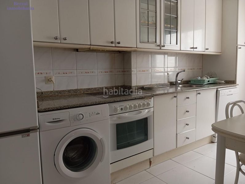 Foto 13acc851-3969-4397-844f-c27d9bf2f525. Pis amb calefacció a Residencia Logroño