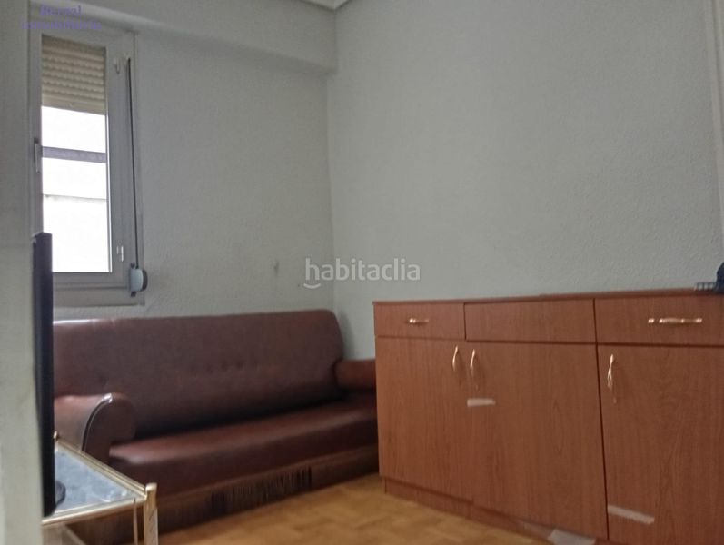 Foto f18f7ae1-73b1-4128-aa5b-0521aa1d4c7d. Pis amb calefacció a Residencia Logroño