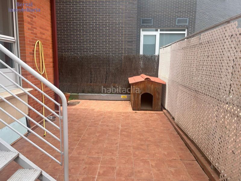 Foto 02ab9c14-96d9-4755-aa91-24aff04cf897. Casa adossada amb calefacció aparcament piscina a Logroño