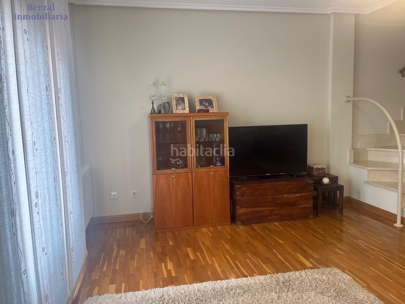 Foto 66884786-e145-44d6-b6a7-458995a9a008. Casa adossada amb calefacció aparcament piscina a Logroño