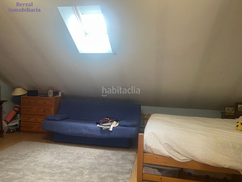 Foto 90a7576a-2a6a-40fb-a23c-6c4585d809e6. Casa adossada amb calefacció aparcament piscina a Logroño
