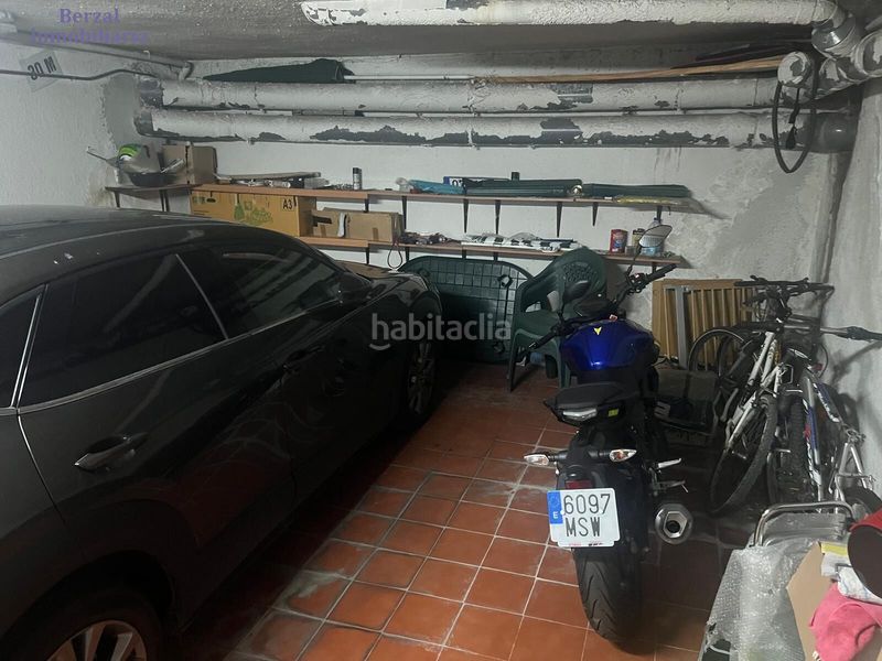 Foto f01d4975-3db0-43c1-817c-e6526026928f. Casa adossada amb calefacció aparcament piscina a Logroño
