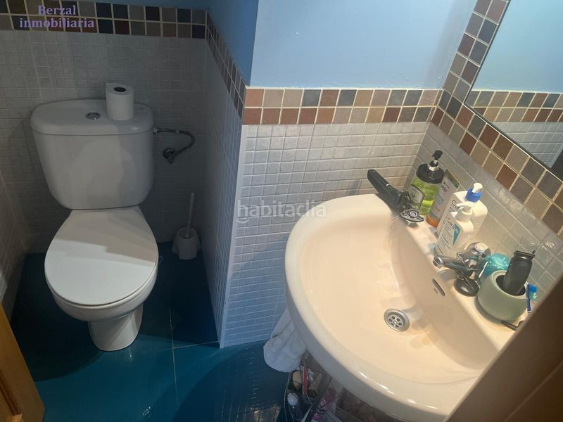 Foto f518e919-d489-4850-b2b4-c64212b04f69. Casa adossada amb calefacció aparcament piscina a Logroño