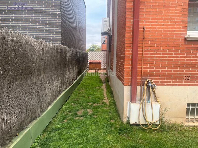 Foto faa1ec29-f0f0-4325-9ed9-dbe76ccd5037. Casa adossada amb calefacció aparcament piscina a Logroño