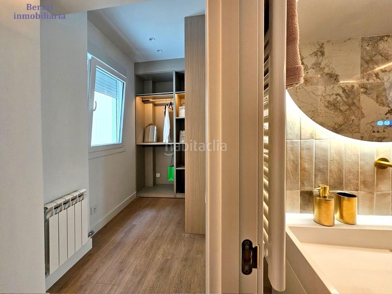 Foto b43e01d0-5792-4857-8016-ef626e9abf10. Pis amb calefacció a Residencia Logroño
