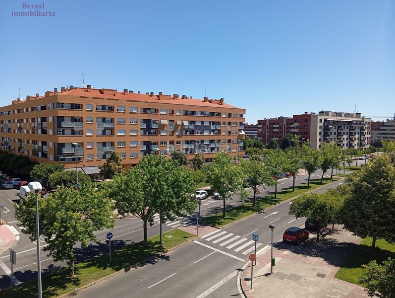 Foto 753d5678-9b02-4bb1-9b4c-23bda9e87159. Pis amb calefacció aparcament a La Cava - Fardachón Logroño