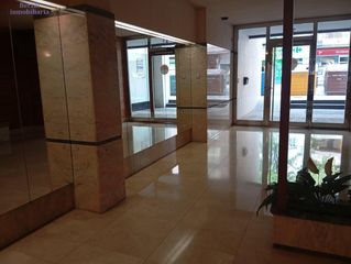 Alquiler Oficina  Calle calle general vara de rey. Amplia oficina en el corazón de logroño por solo 350