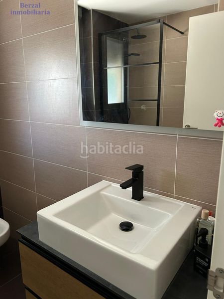 Foto 0d34283c-9d08-438d-9726-530e0b951e52. Planta baixa amb calefacció aparcament piscina a Logroño