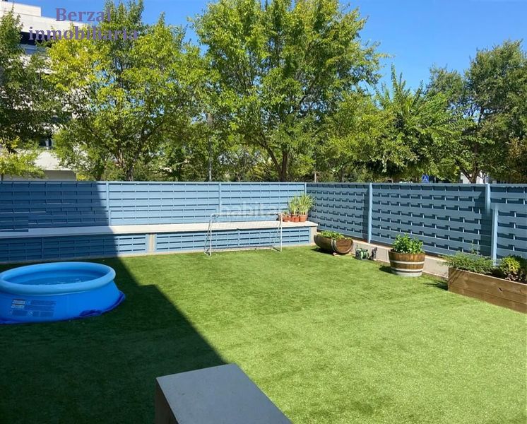 Foto 0da9ba42-3c66-49a8-9dff-c2b52994f2a8. Planta baixa amb calefacció aparcament piscina a Logroño