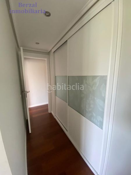 Foto e485b235-4ebe-4e49-98d8-66f6988903d5. Planta baixa amb calefacció aparcament piscina a Logroño