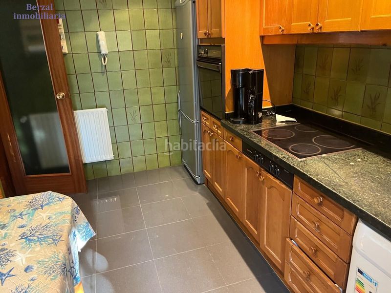 Foto df3adf45-b4f4-406e-81d5-0b6a2006432f. Pis amb calefacció aparcament a Residencia Logroño