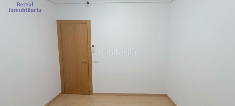 Foto d14400a0-60a7-4f0d-a010-f6f3d4e4af39. Piso amplio y luminoso piso en avenida colón, 258.000 en Logroño