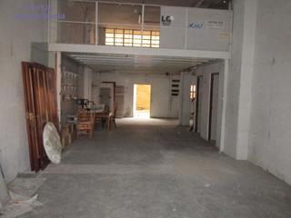 Local Comercial en Calle Velez de Guevara