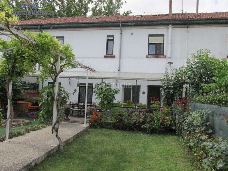 Foto 9e5009e2-b9c1-4aff-831f-93a4b6abcdd6. Chalet avec chauffage dans Residencia Logroño