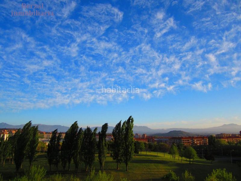 Foto b2dd8a27-5f4a-46ef-8e28-d5f061f015d4. Pis amb calefacció aparcament a San Adrián Logroño