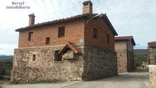 Masia  Calle las eras. Casa de pueblo en venta en muro en cameros. para reformar el int