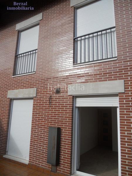 Foto 2084c67c-5f46-4b51-a2e1-c751002a0dba. Reihenhaus mit heizung parking in Navarrete